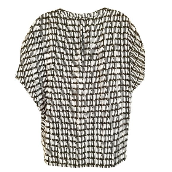 Adrianna Papell Size Large Geometric Print Boxy Blouse Shirt Black and W… - Picture 2 of 7